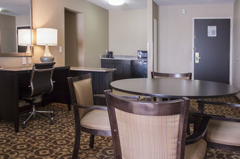 Hotel Comfort Inn & Suites