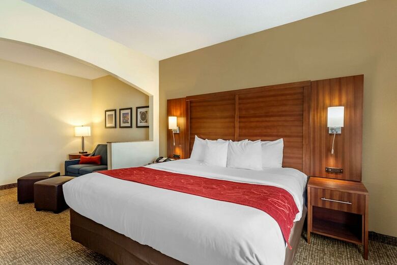 Hotel Comfort Suites (southaven)