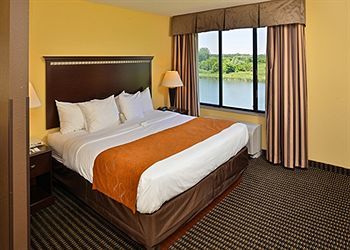Hotel Comfort Suites