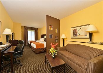 Hotel Comfort Suites