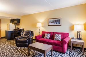 Hotel Quality Inn & Suites