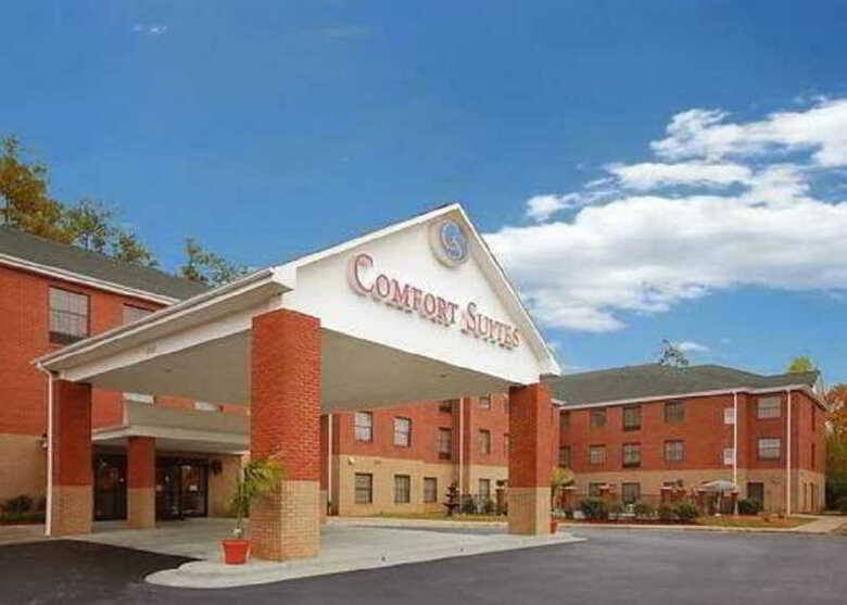 Hotel Comfort Suites Arena