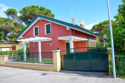 Villa Green Marine