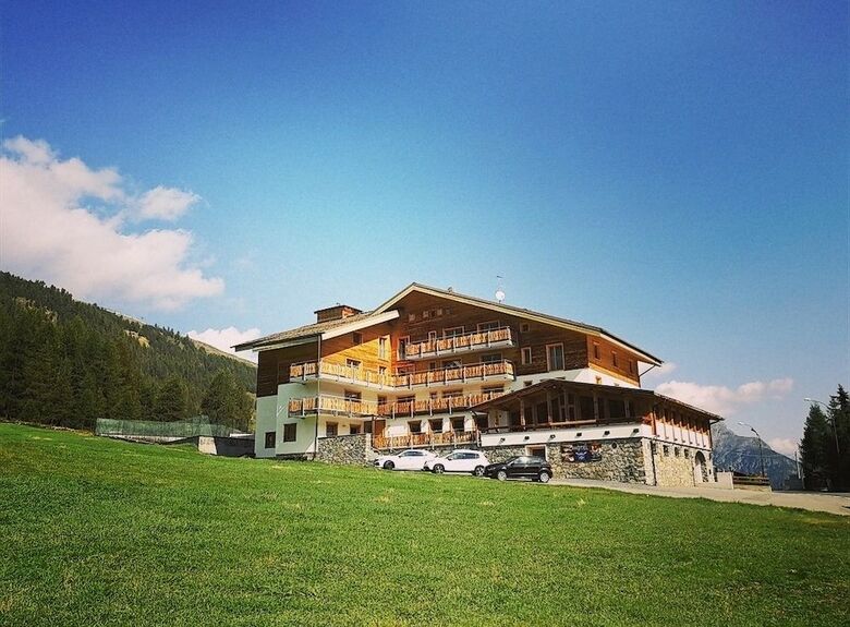 Sport Hotel