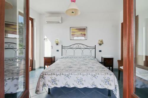 Bed & Breakfast Room Didyme With Sea View