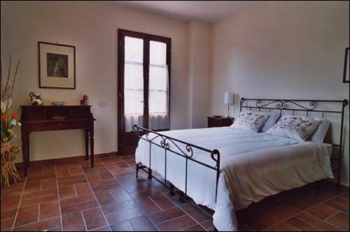 Iano Villa Sleeps 24 Pool Air Con Wifi