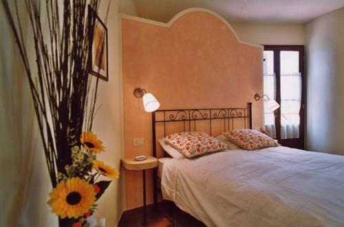 Iano Villa Sleeps 24 Pool Air Con Wifi
