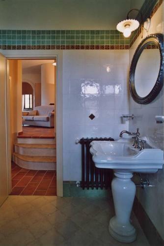 Iano Villa Sleeps 24 Pool Air Con Wifi