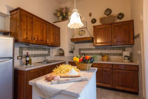 Iano Villa Sleeps 8 Pool Wifi