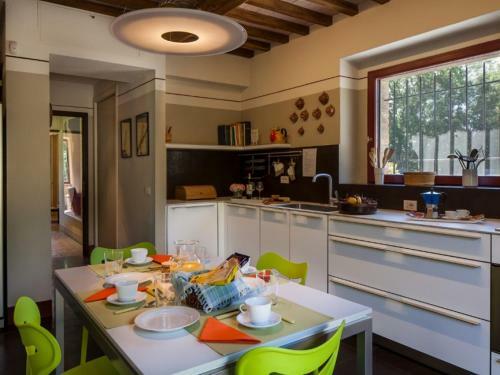 Campoleone Villa Sleeps 8 Pool Air Con Wifi