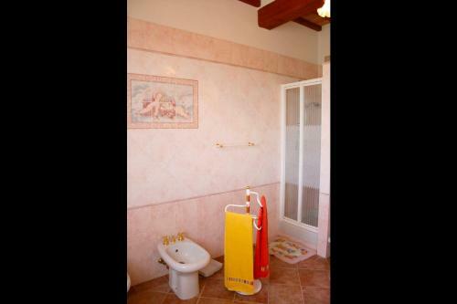 Campoleone Villa Sleeps 8 Pool Wifi