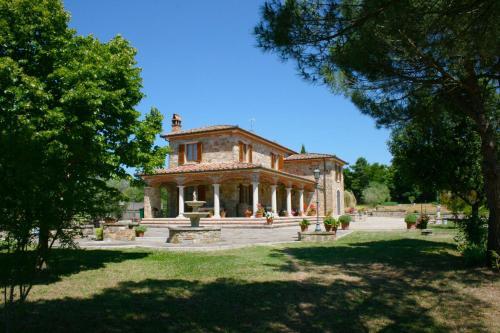 Campoleone Villa Sleeps 8 Pool Wifi