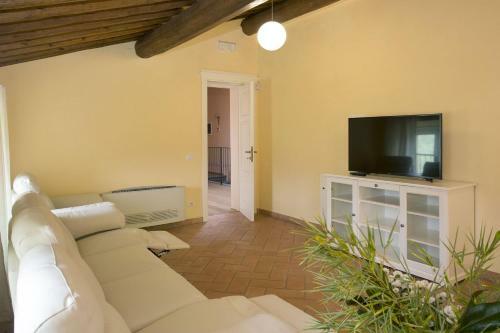 Villa Santo Stefano 10