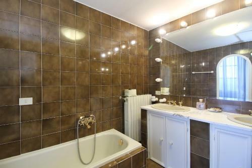Fattoria Mansi B&B De Charme
