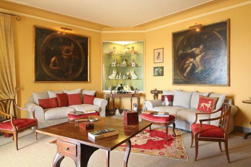 Fattoria Mansi B&B De Charme