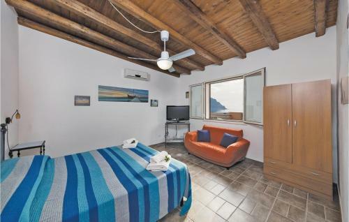 Five-bedroom Holiday Home In San Vito Lo Capo (tp)