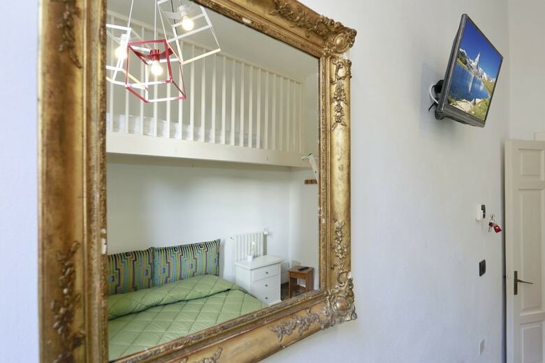 B&B Pergola House