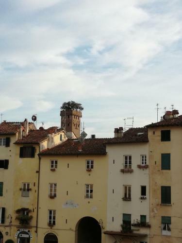 Hostal Micheli Suite Anfiteatro Square