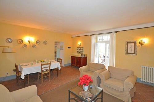 Manciano Apartment Sleeps 5 Pool Wifi