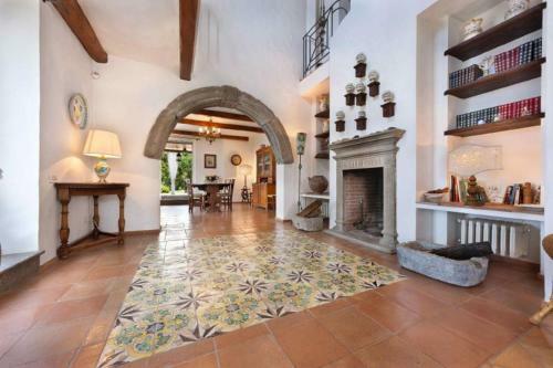 Maratea Villa Sleeps 12 Pool Wifi