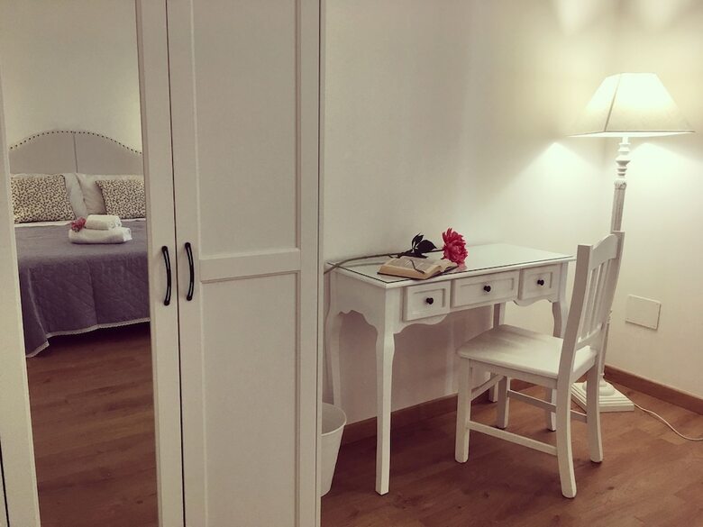 Hostal Domus Bianca Lancia