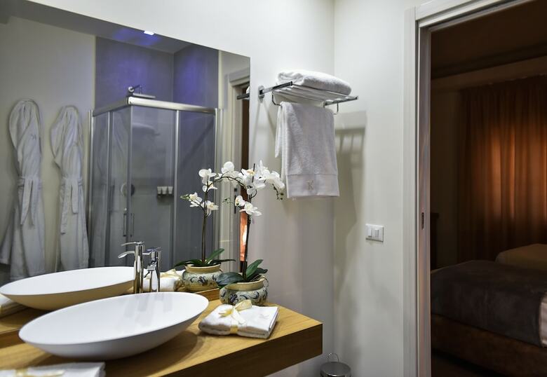 Bed & Breakfast Kete Deluxe Rooms