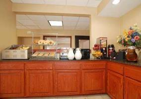 Hotel Quality Inn & Suites