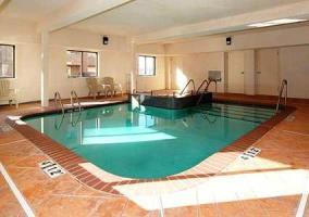 Hotel Quality Inn & Suites