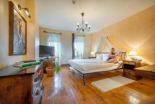 Romantic Hotel