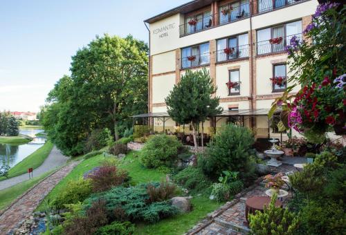 Romantic Hotel