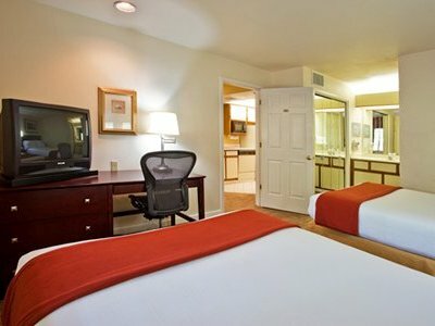 Hotel Quality Suites Buckhead Village