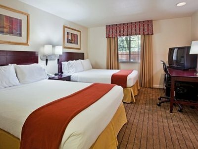 Hotel Quality Suites Buckhead Village