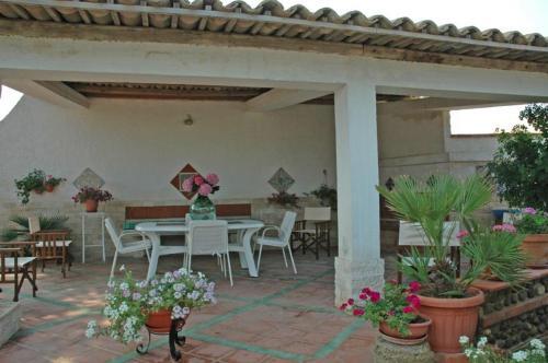 Marsala Villa Sleeps 16