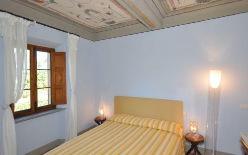 Massa Villa Sleeps 10 Pool Air Con Wifi