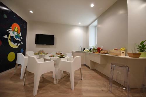 Hostal Nicola's Luxury Rooms
