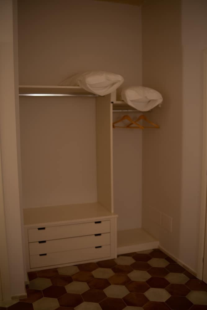 Hostal La Casa Di Nad�