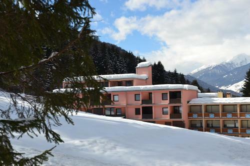 Apartamento Residence Garden Appartamenti Solandra