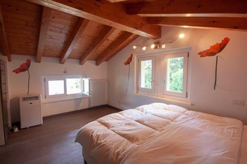 Villa Le Rose Sleeps 8
