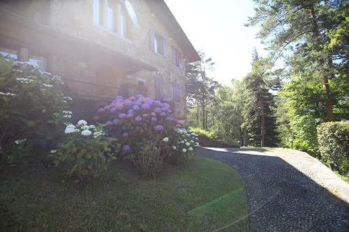 Hostal The Club Guest House