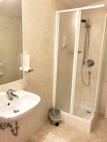 Hostal Manzoni Premium