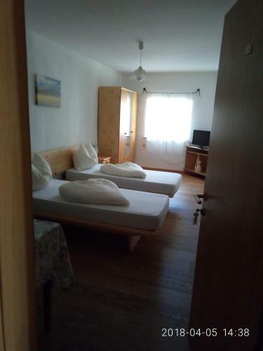 Hostal Gasthof Mondschein