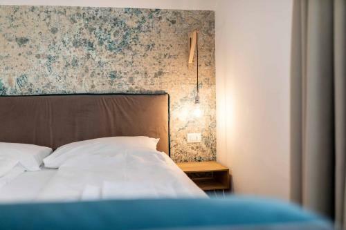 Hostal Guesthouse Zum Loewen