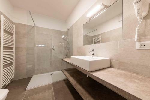 Hostal Guesthouse Zum Loewen