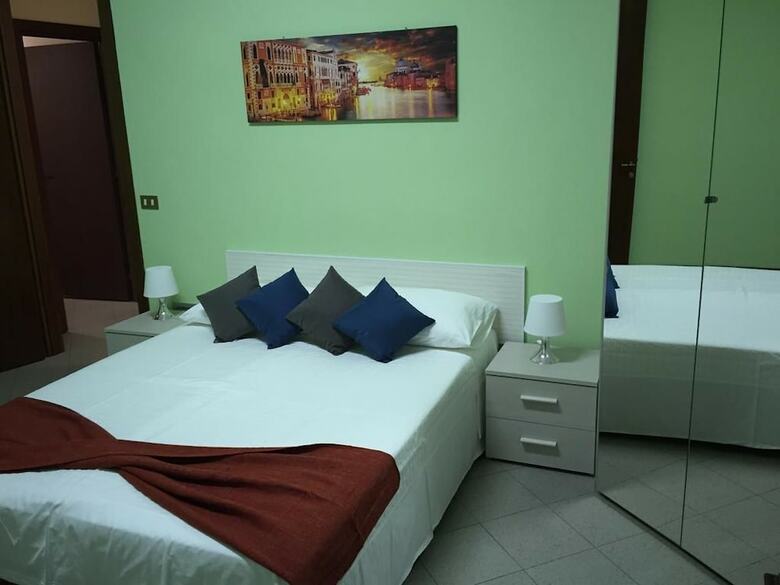 Hostal Venice Time 90