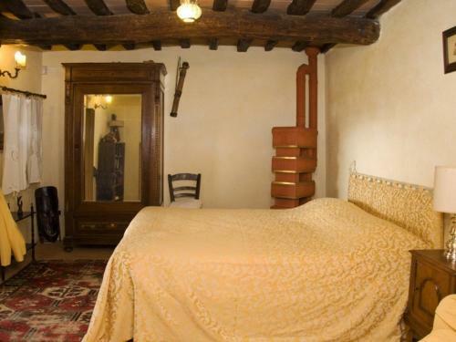 Misciano Villa Sleeps 10 Pool Wifi