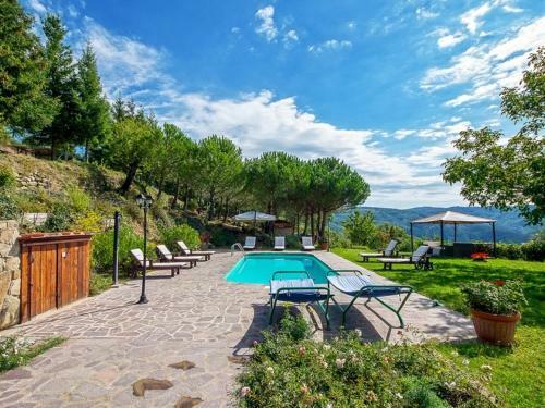 Misciano Villa Sleeps 10 Pool Wifi