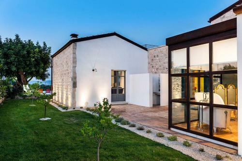 Modica Villa Sleeps 10 Pool Air Con Wifi