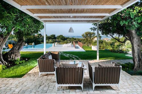 Modica Villa Sleeps 10 Pool Air Con Wifi