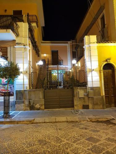 Hostal Affittacamere Lacampana