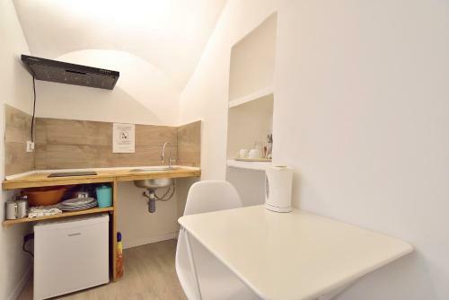 Hostal Minisuite 36